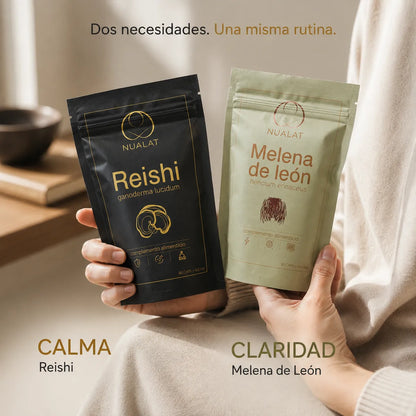 Persona sosteniendo el Pack NUALAT de Reishi y Melena de León
